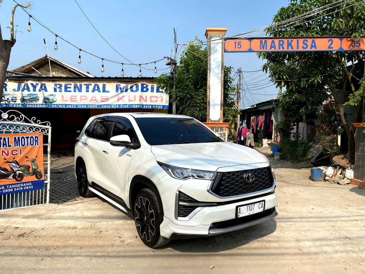 Toyota Fortuner VRZ tampak lain