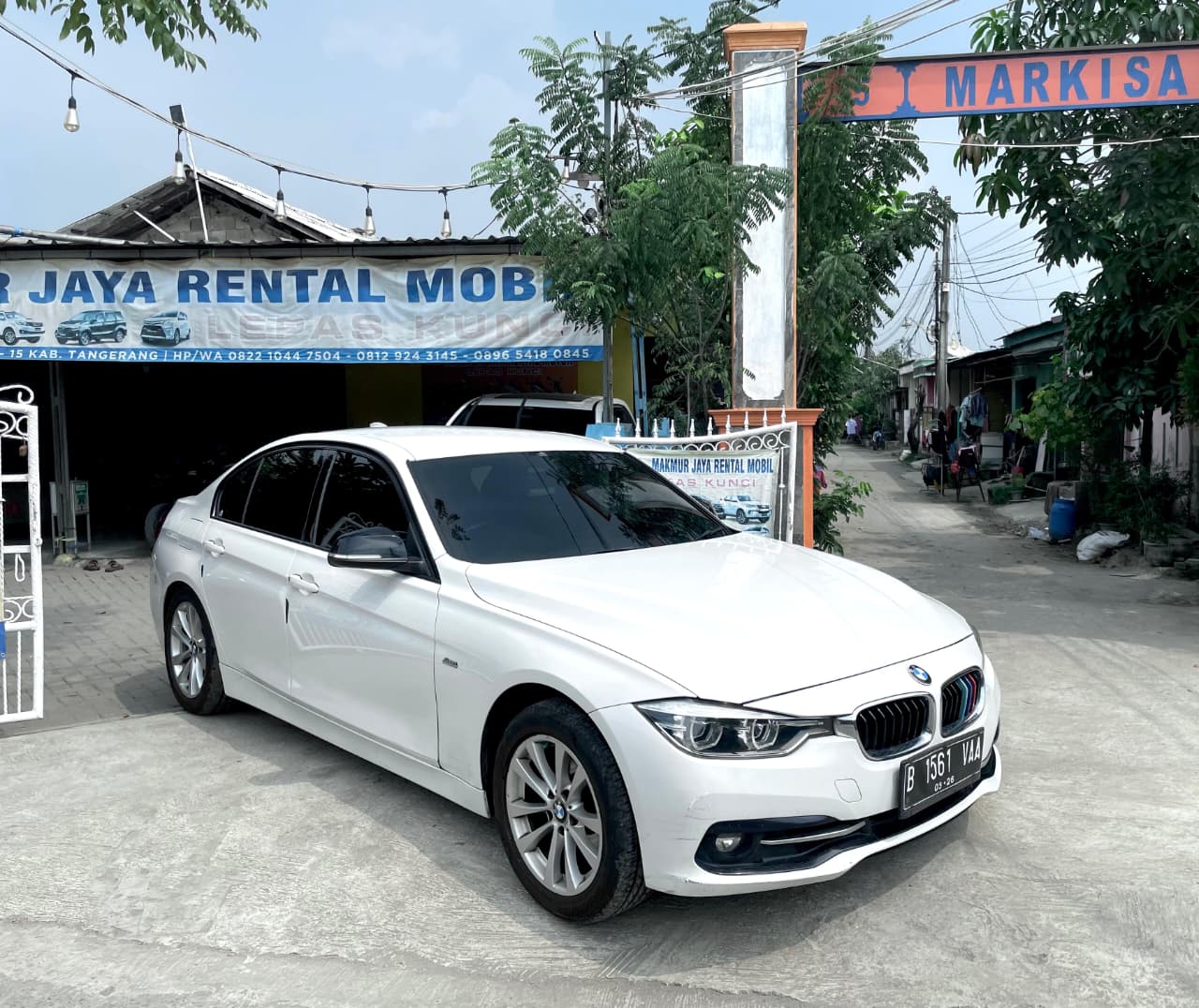 BMW 320i Sport 2021 untuk rental